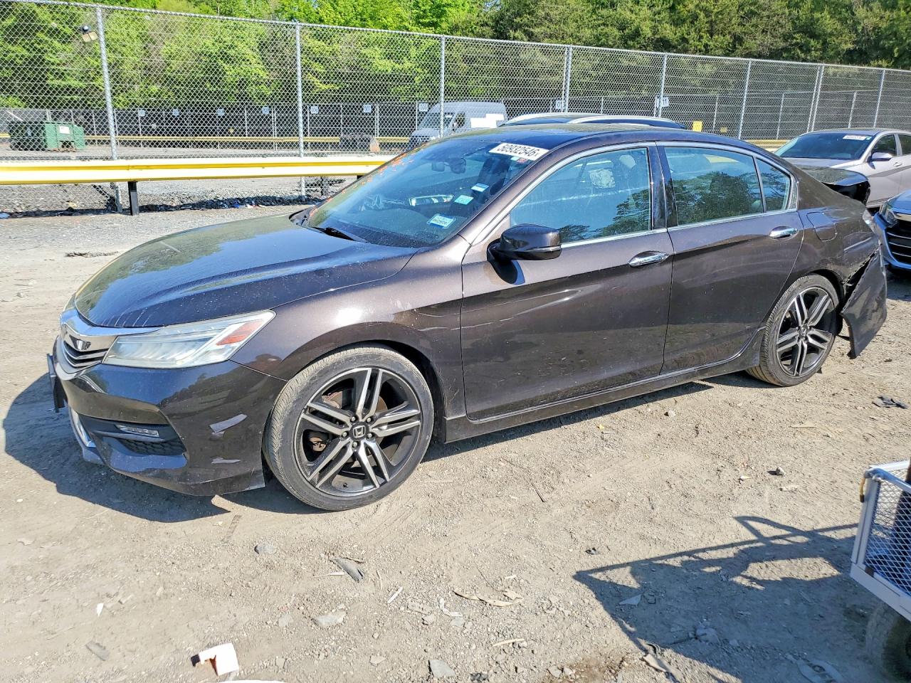 Salvage Honda Accord Image