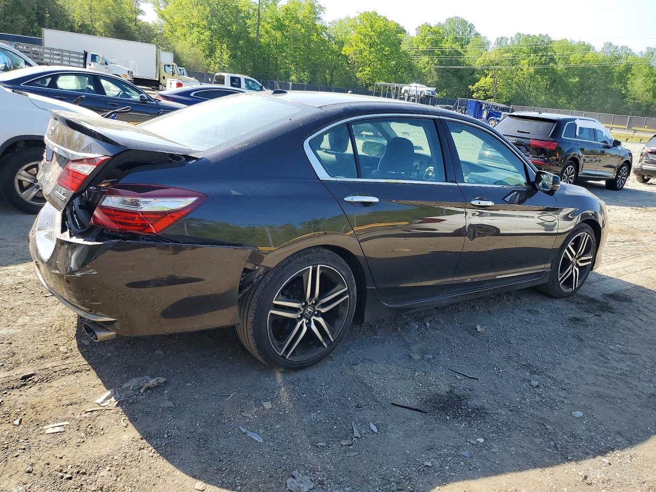 Honda Accord Touring