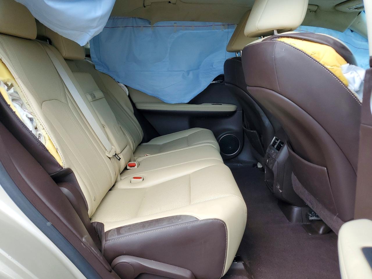 Lexus RX Base