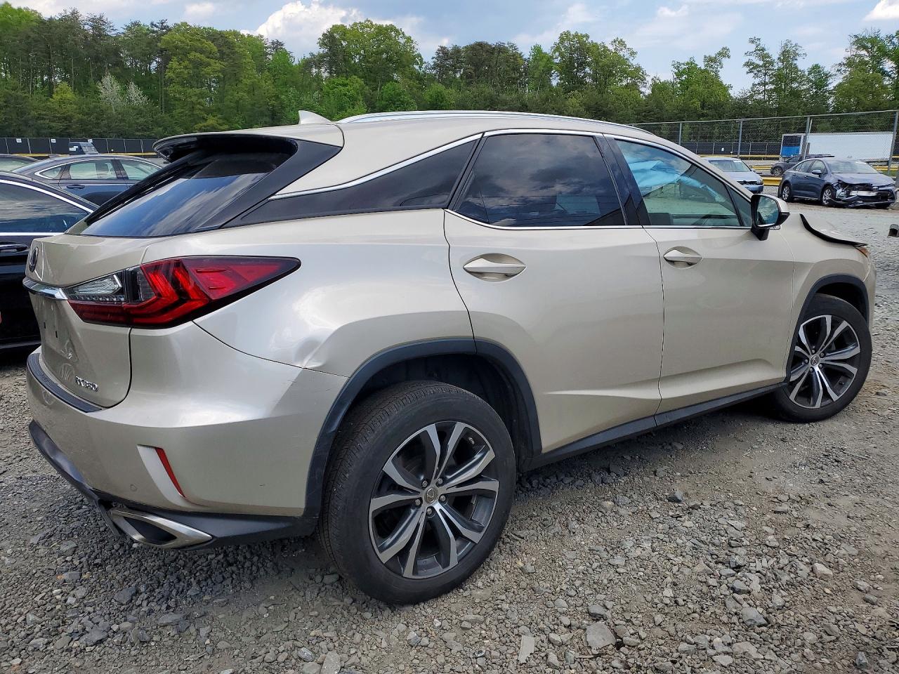 Lexus RX Base