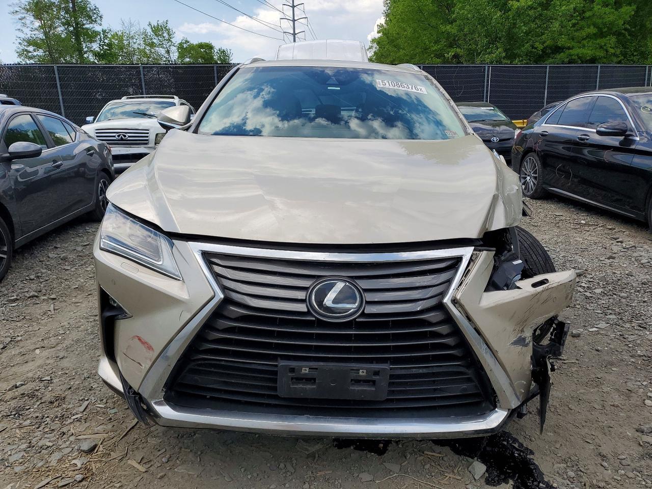 Lexus RX Base