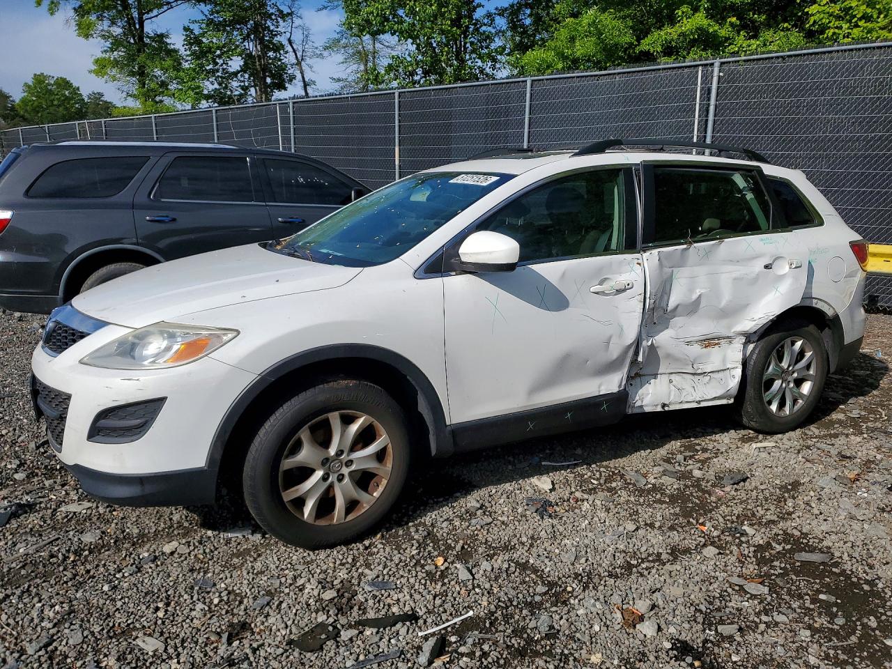 Salvage Mazda Cx Image