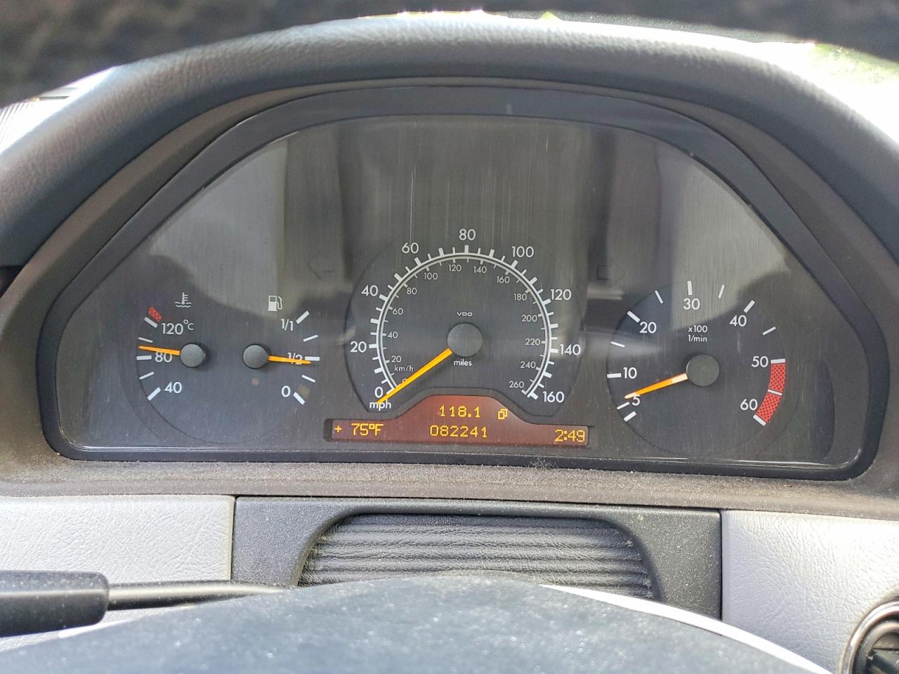 Mercedes-Benz E-Class 300td