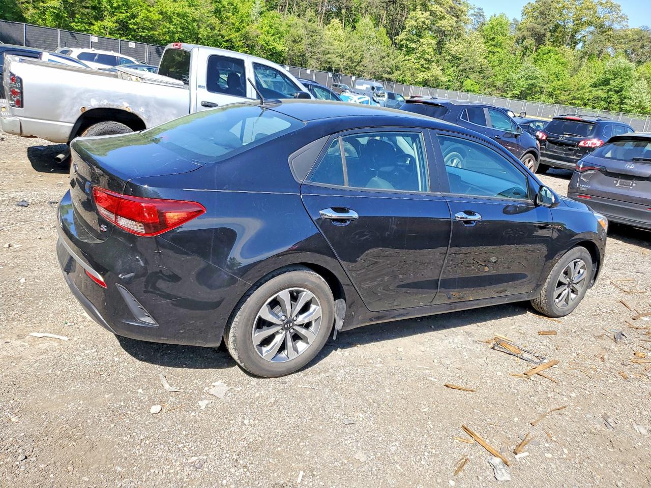 Kia Rio S