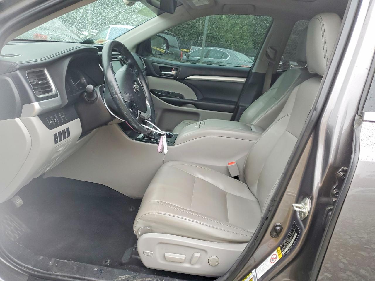 Toyota Highlander Xle