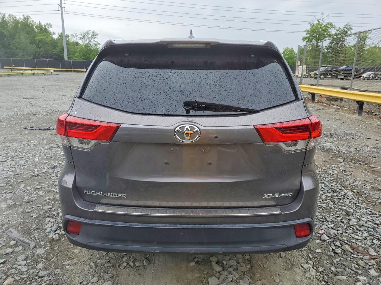 Toyota Highlander Xle