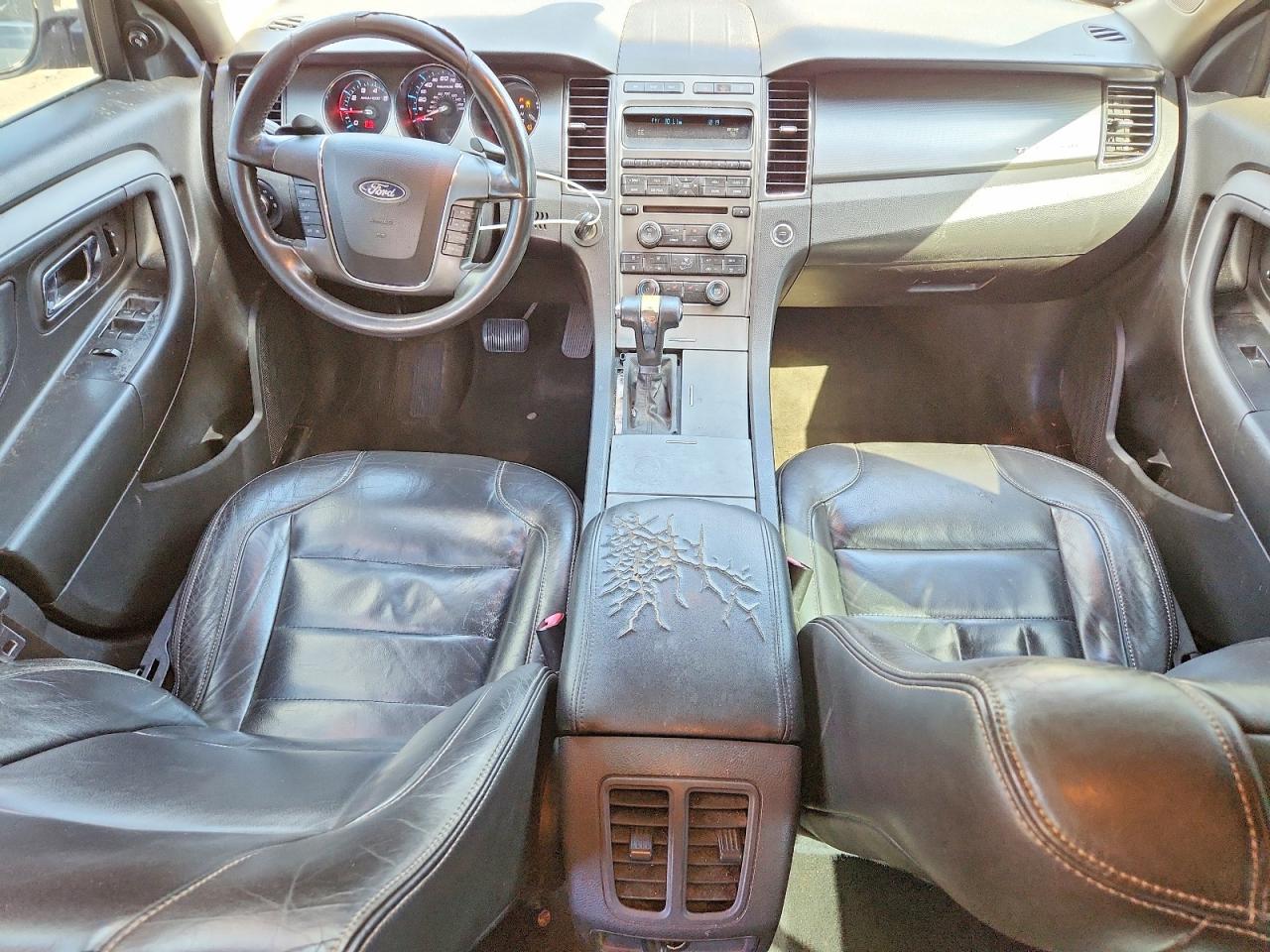 Ford Taurus Sel
