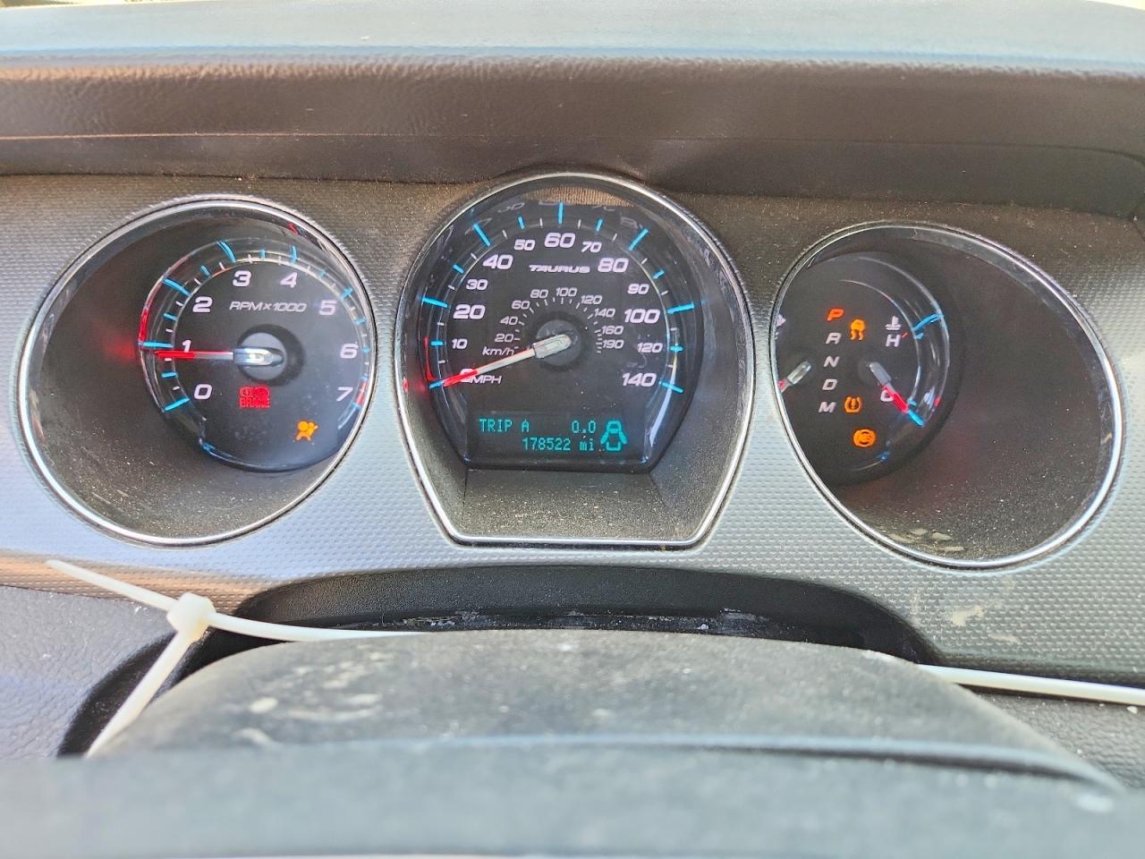 Ford Taurus Sel