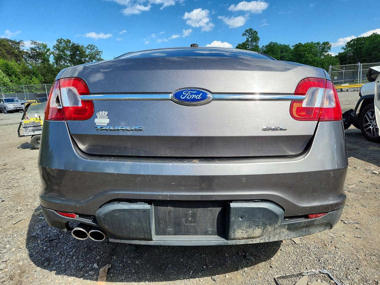 Ford Taurus Sel
