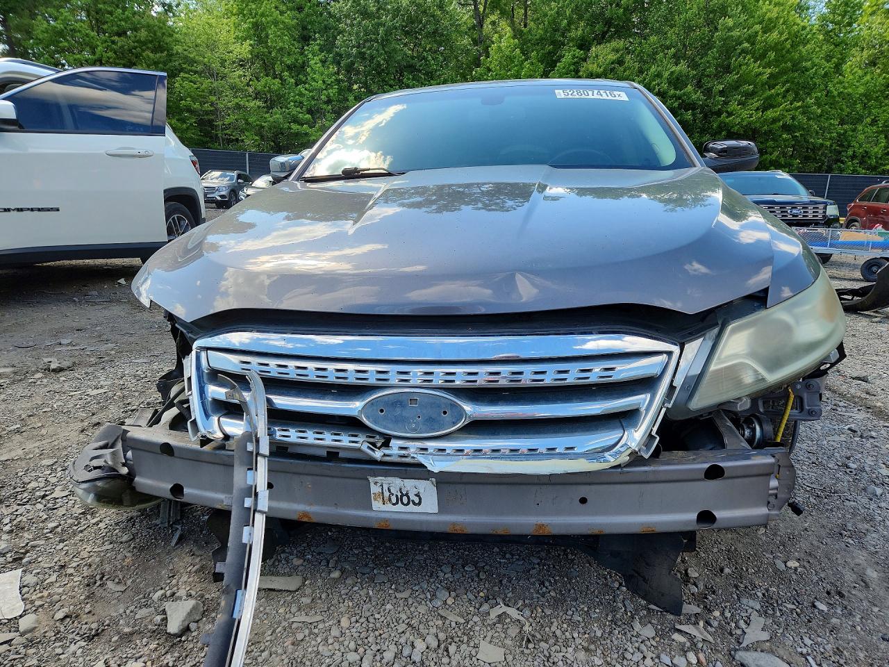Ford Taurus Sel