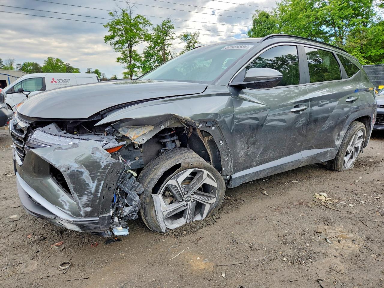 Salvage Hyundai TUCSON Image