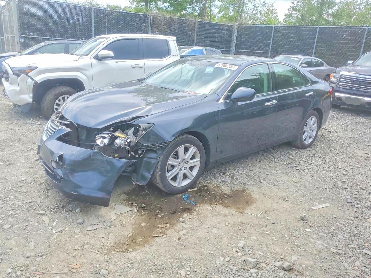 Salvage Lexus Es Image