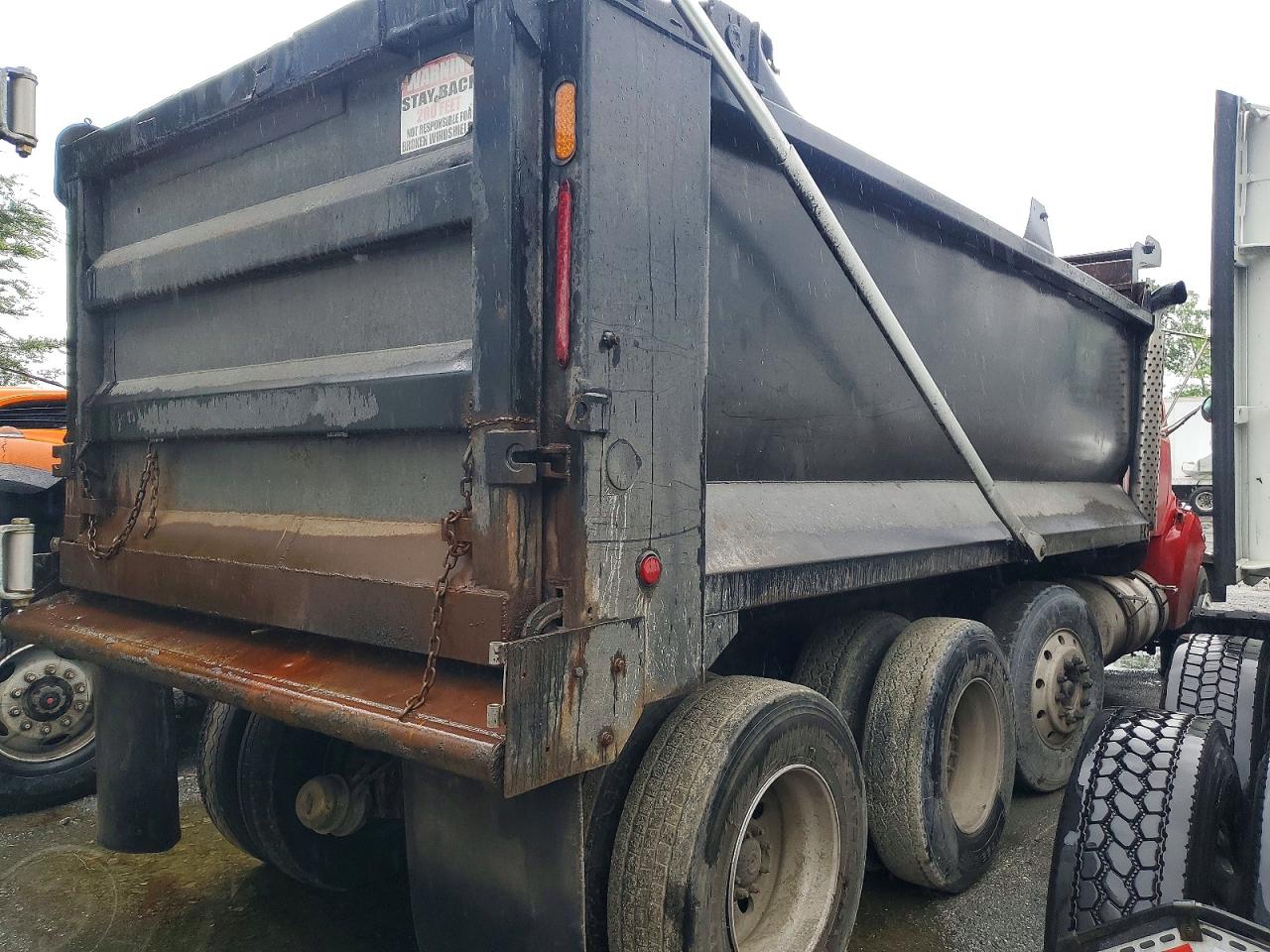Sterling Truck L9500