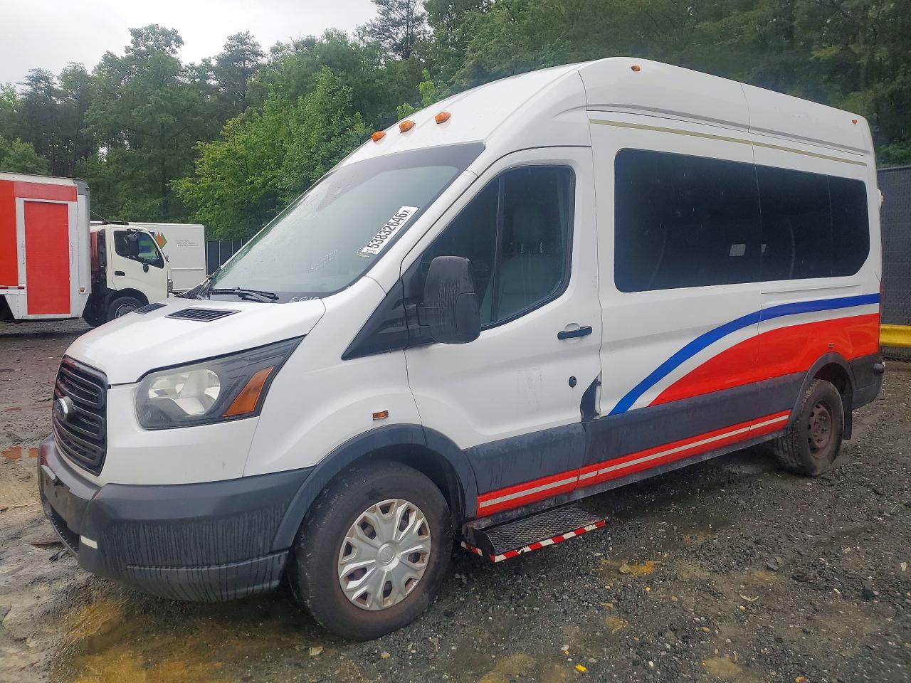Salvage Ford Transit Image