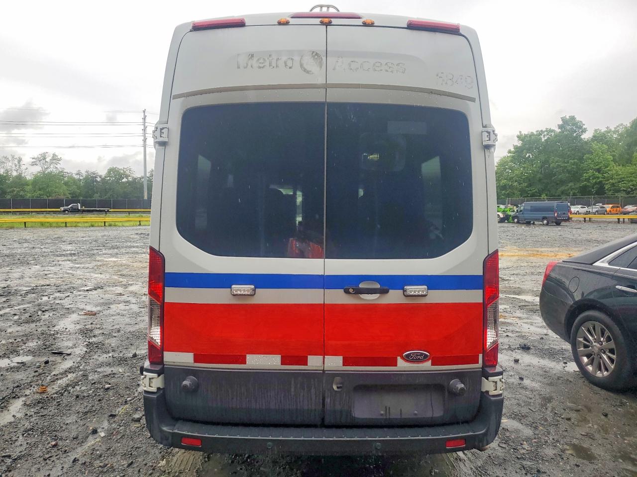 Ford Transit T-350