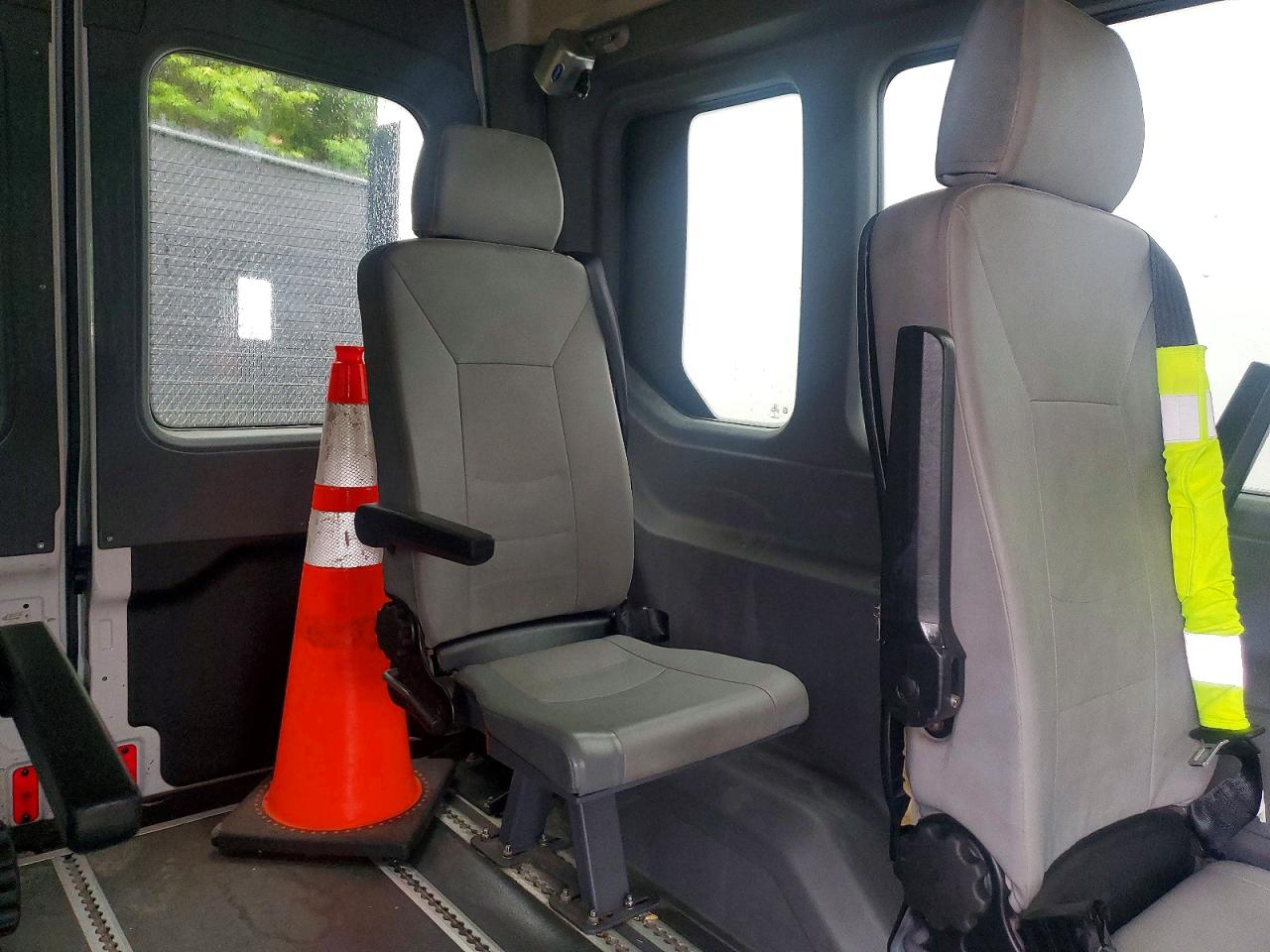 Ford Transit T-350