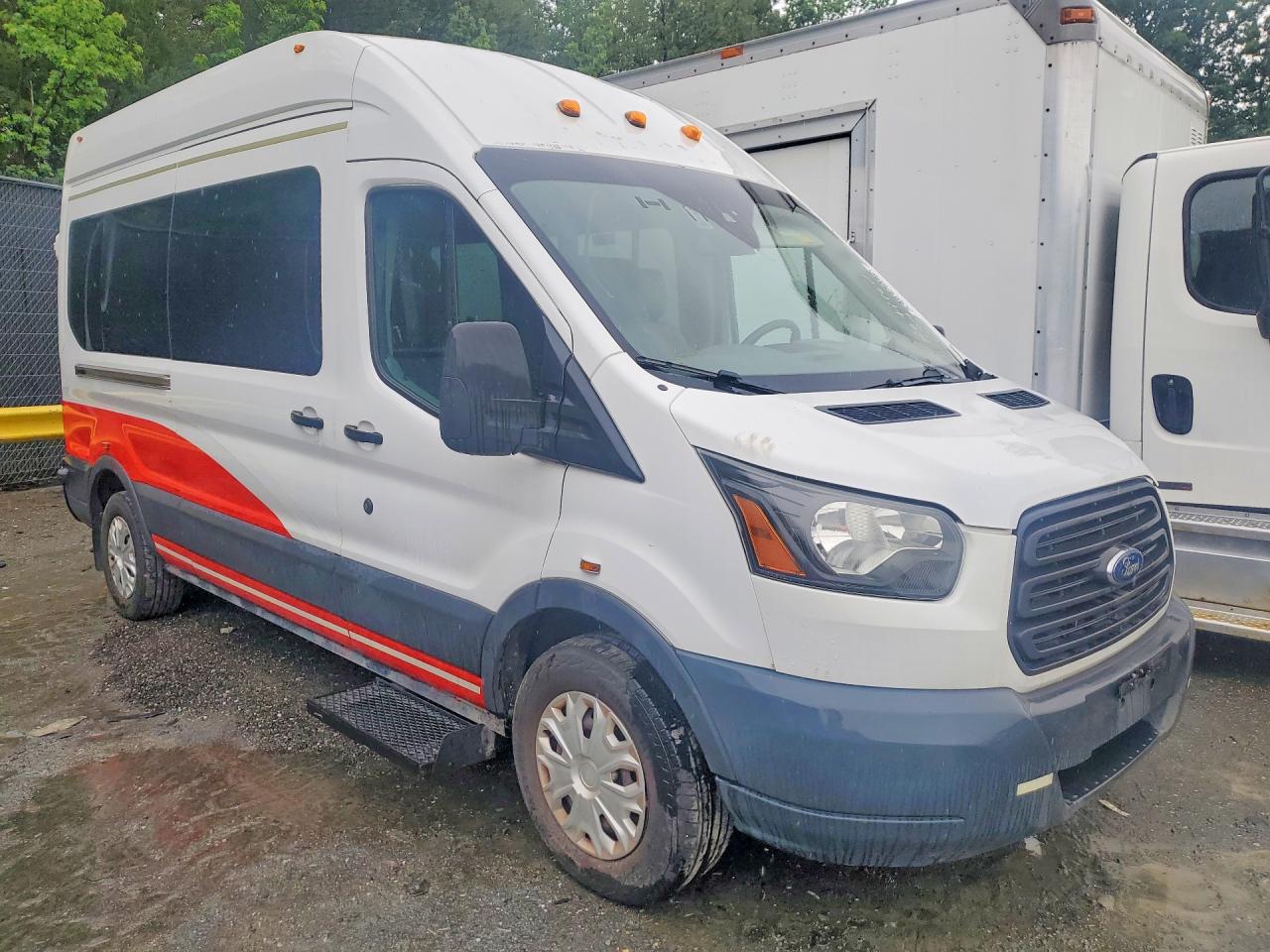 Ford Transit T-350
