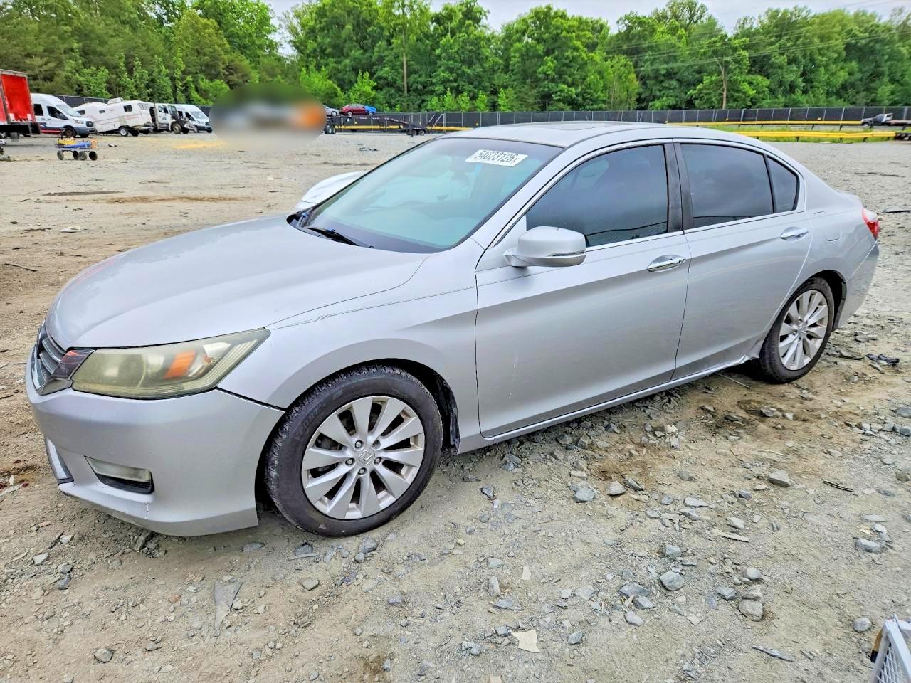 Salvage Honda Accord Image