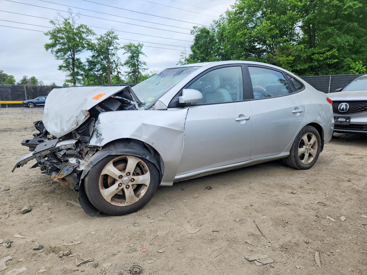 Salvage Hyundai ELANTRA Image
