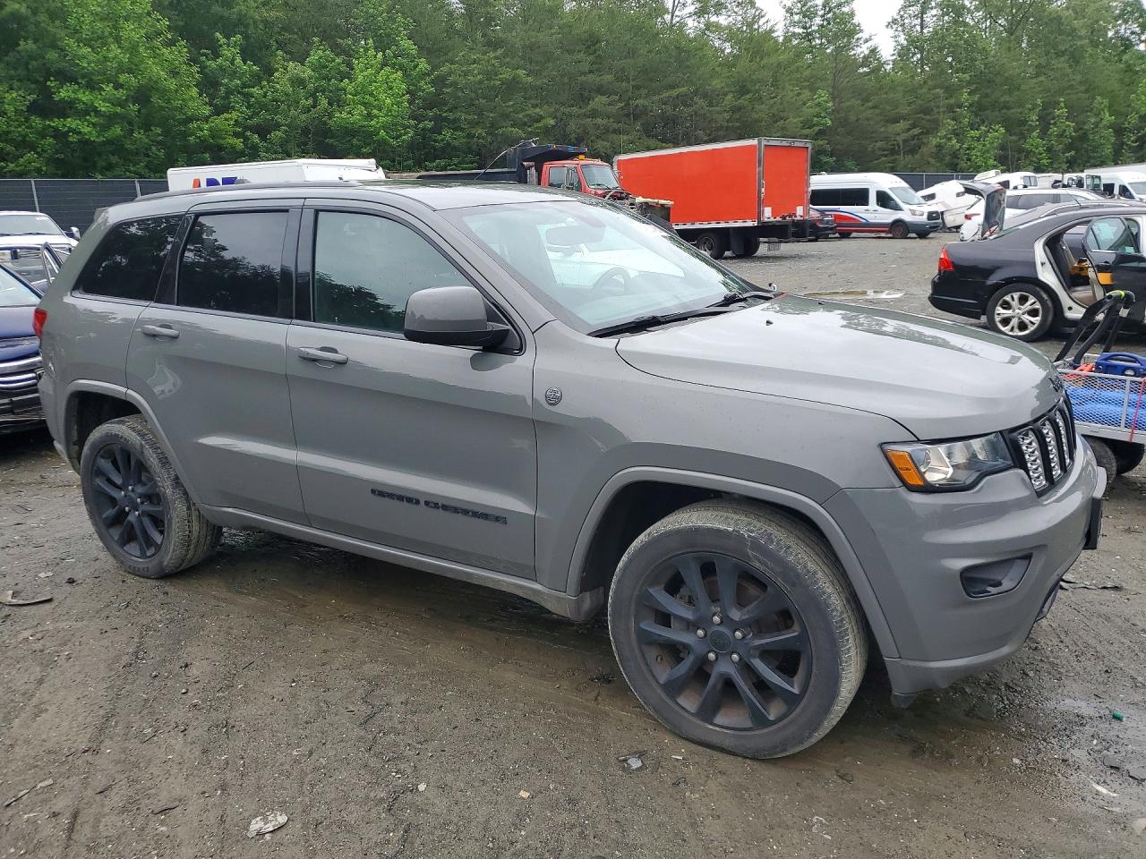 Jeep Cherokee Laredo