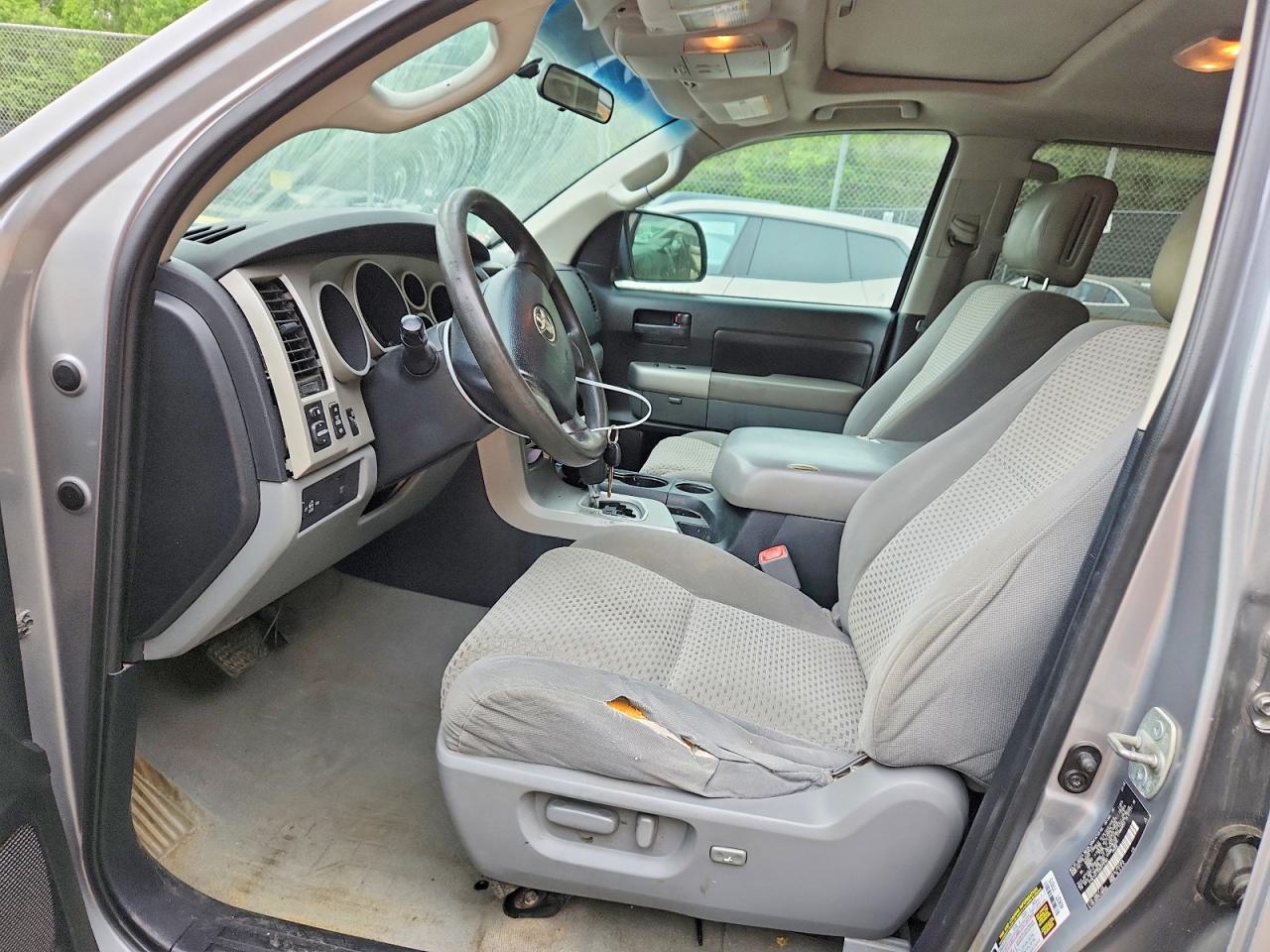 Toyota Tundra Sr5
