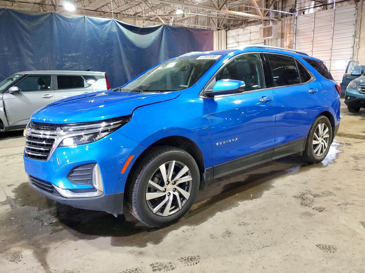 Salvage Chevrolet Equinox Image