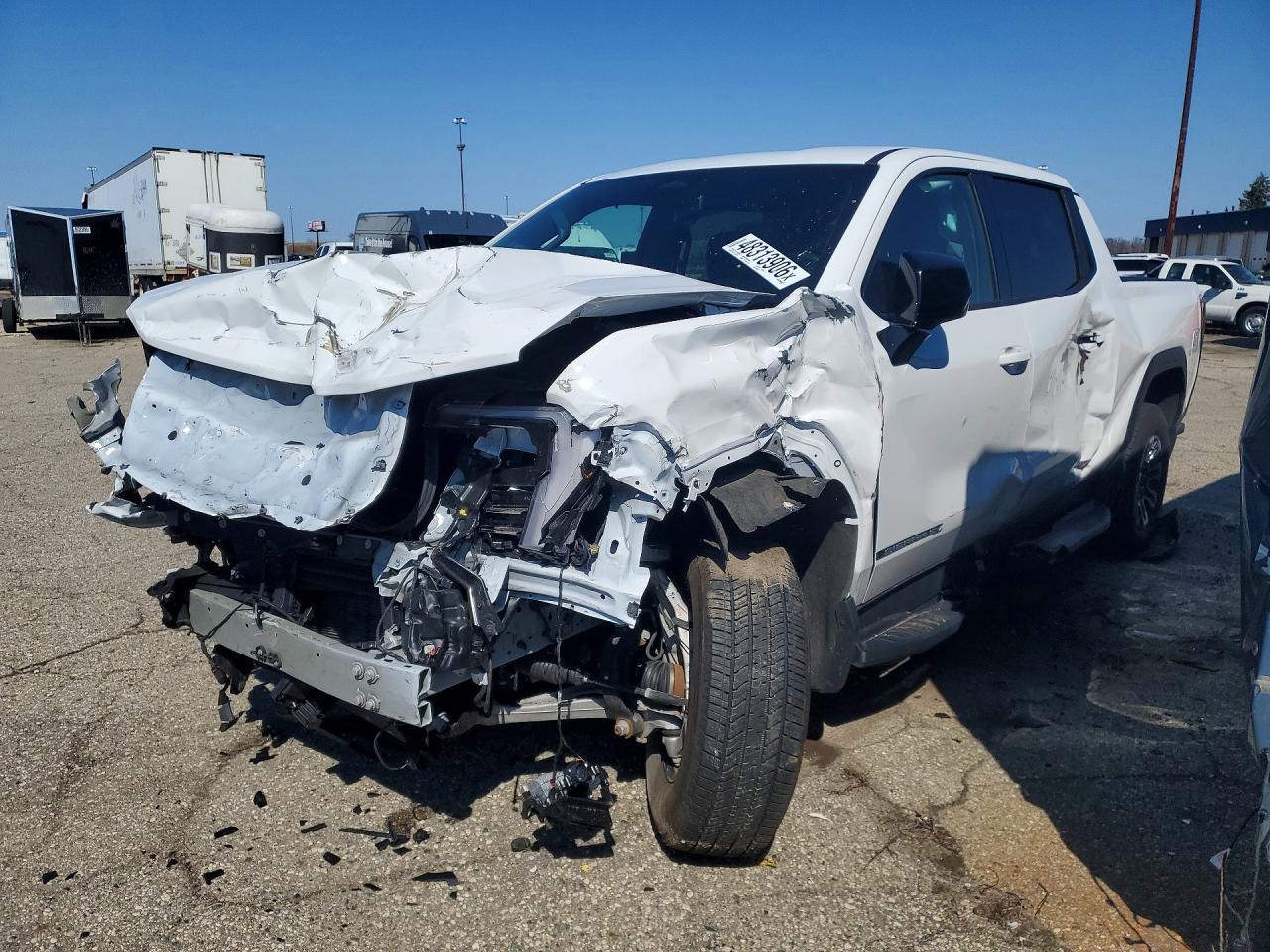 Salvage GMC Sierra Ele Image