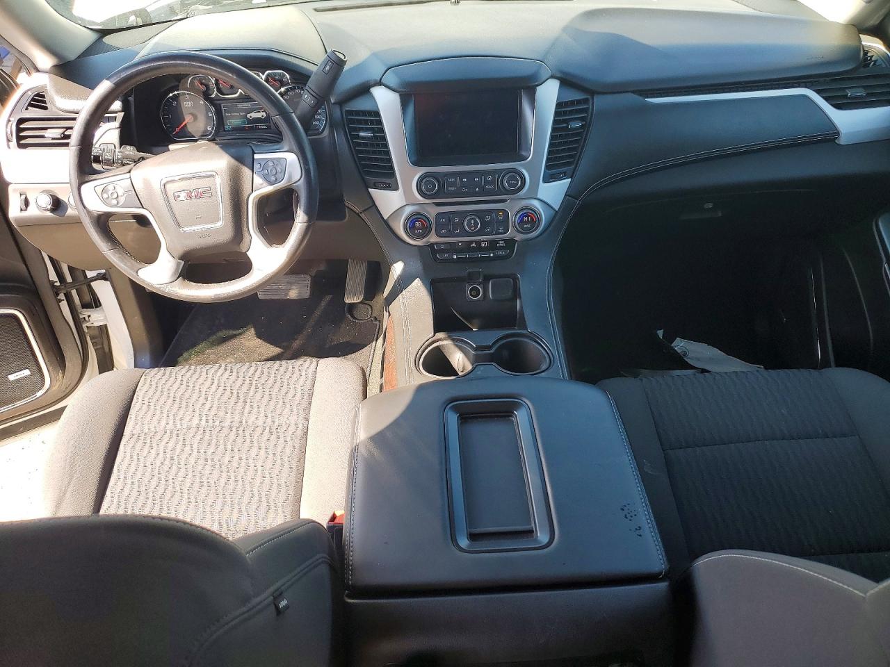 GMC Yukon Sle