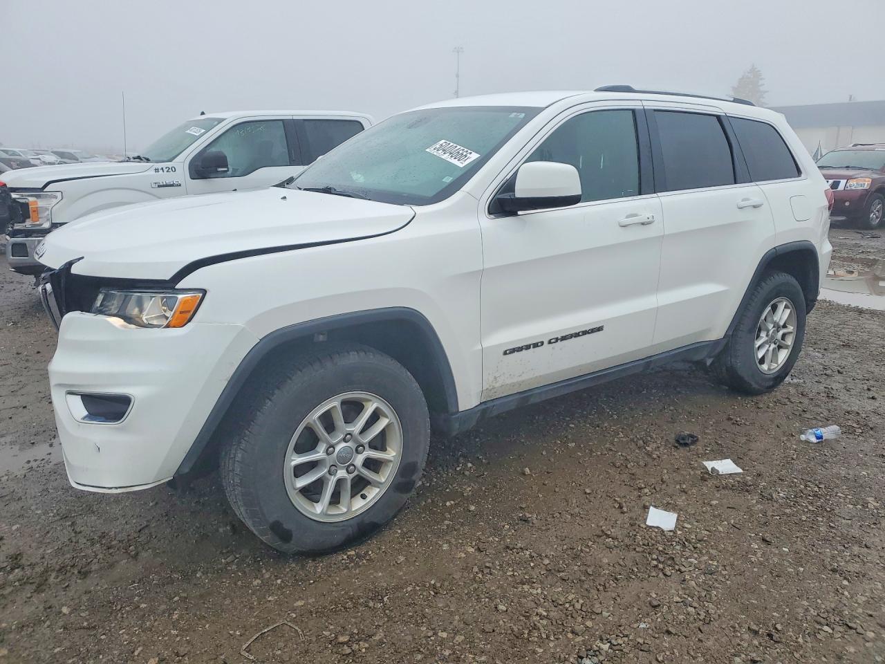 Salvage Jeep Grand Cherokee Image