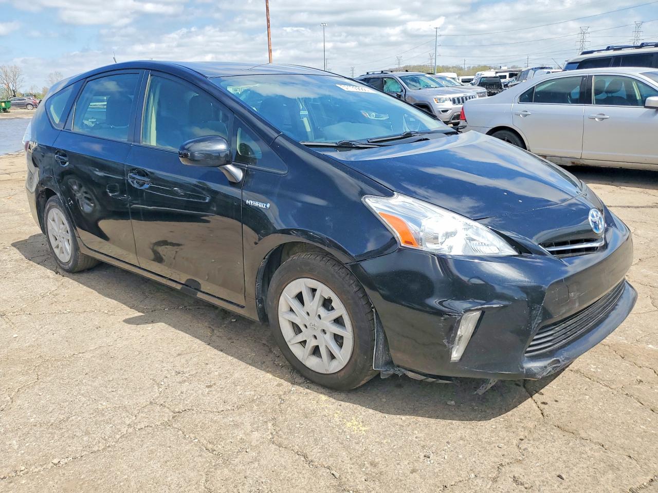 Toyota Prius v Three