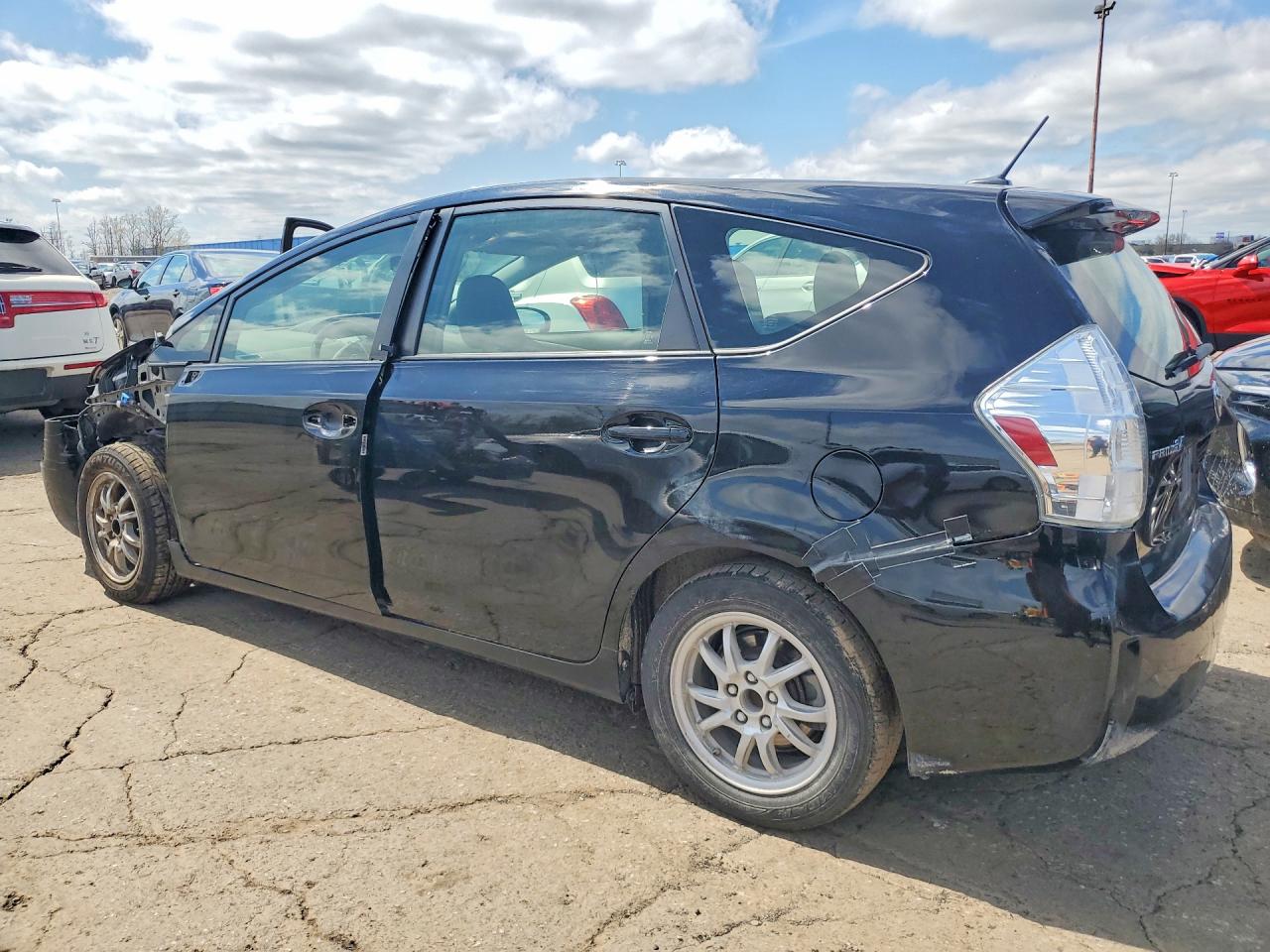 Toyota Prius v Three