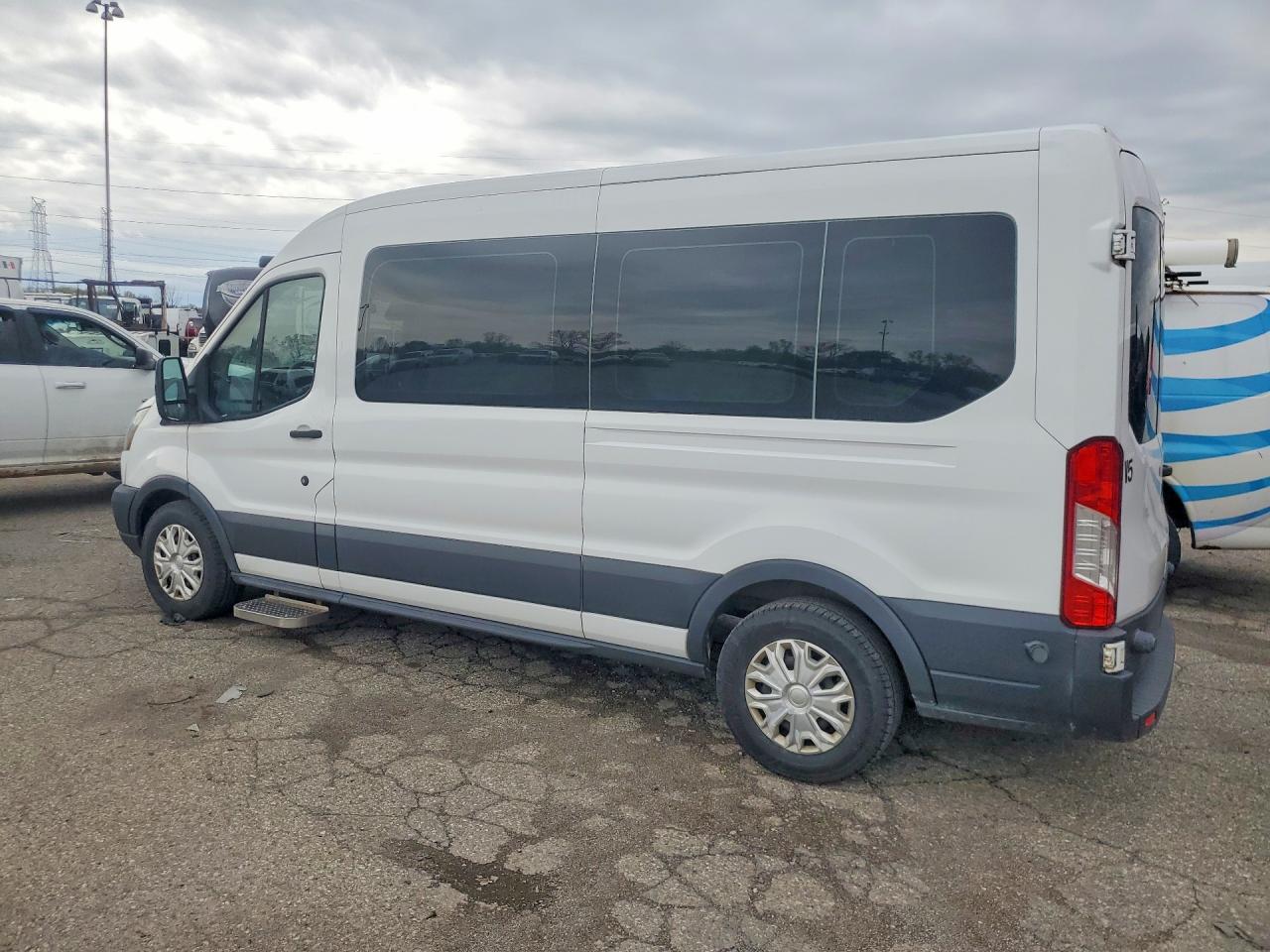 Ford Transit T-350