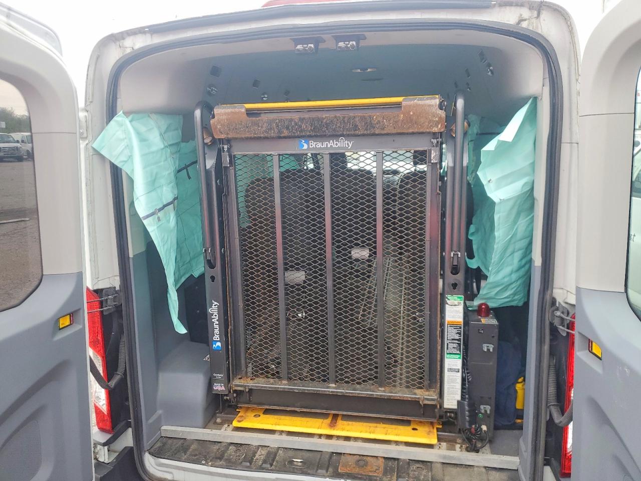 Ford Transit T-350