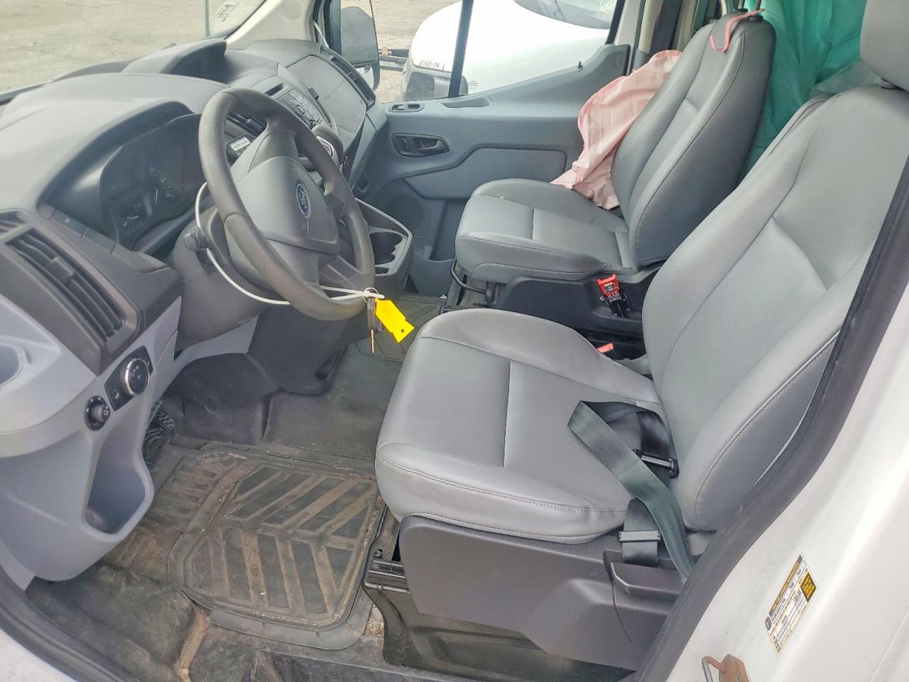 Ford Transit T-350