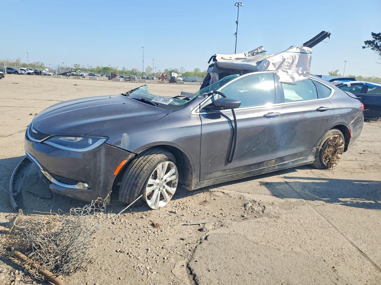 Salvage Chrysler 200 Image