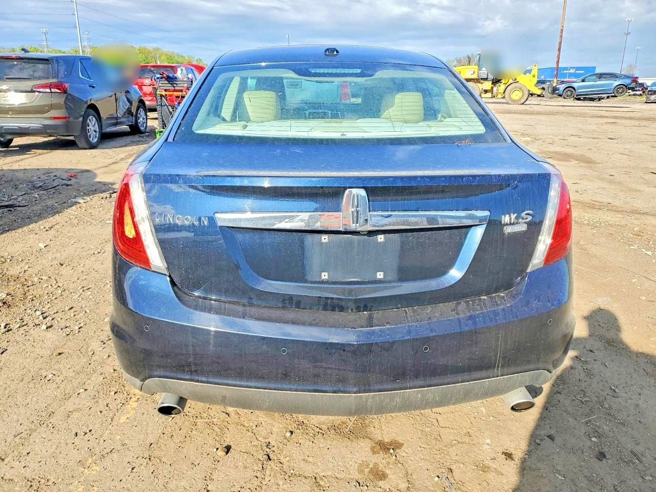 Lincoln MKS