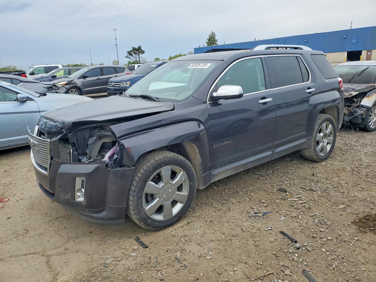 Salvage GMC Terrain Image