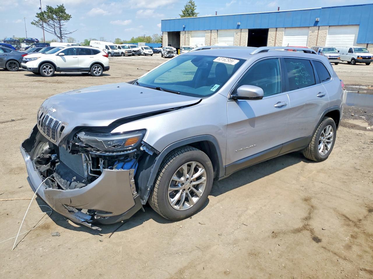 Salvage Jeep Grand Cherokee Image