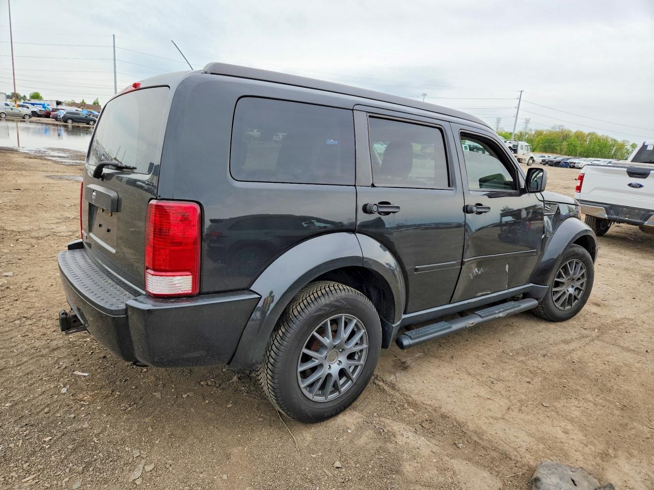 Dodge Nitro Sxt