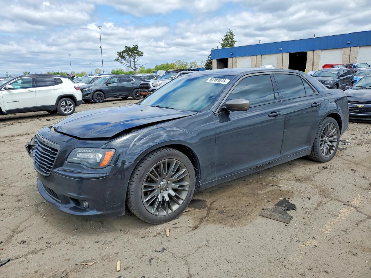Salvage Chrysler 300 Image
