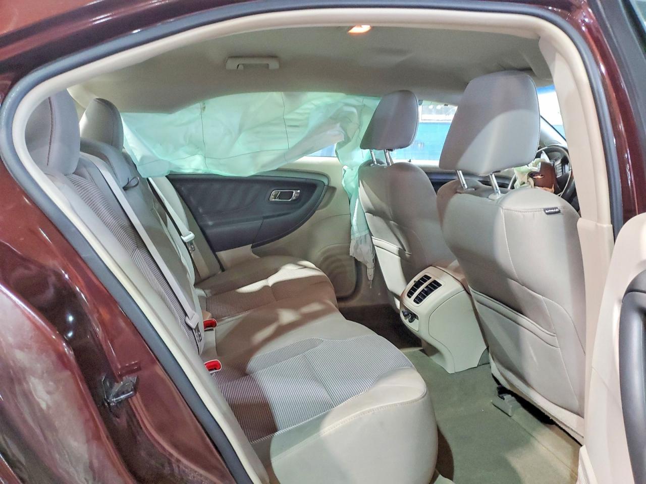 Ford Taurus Sel