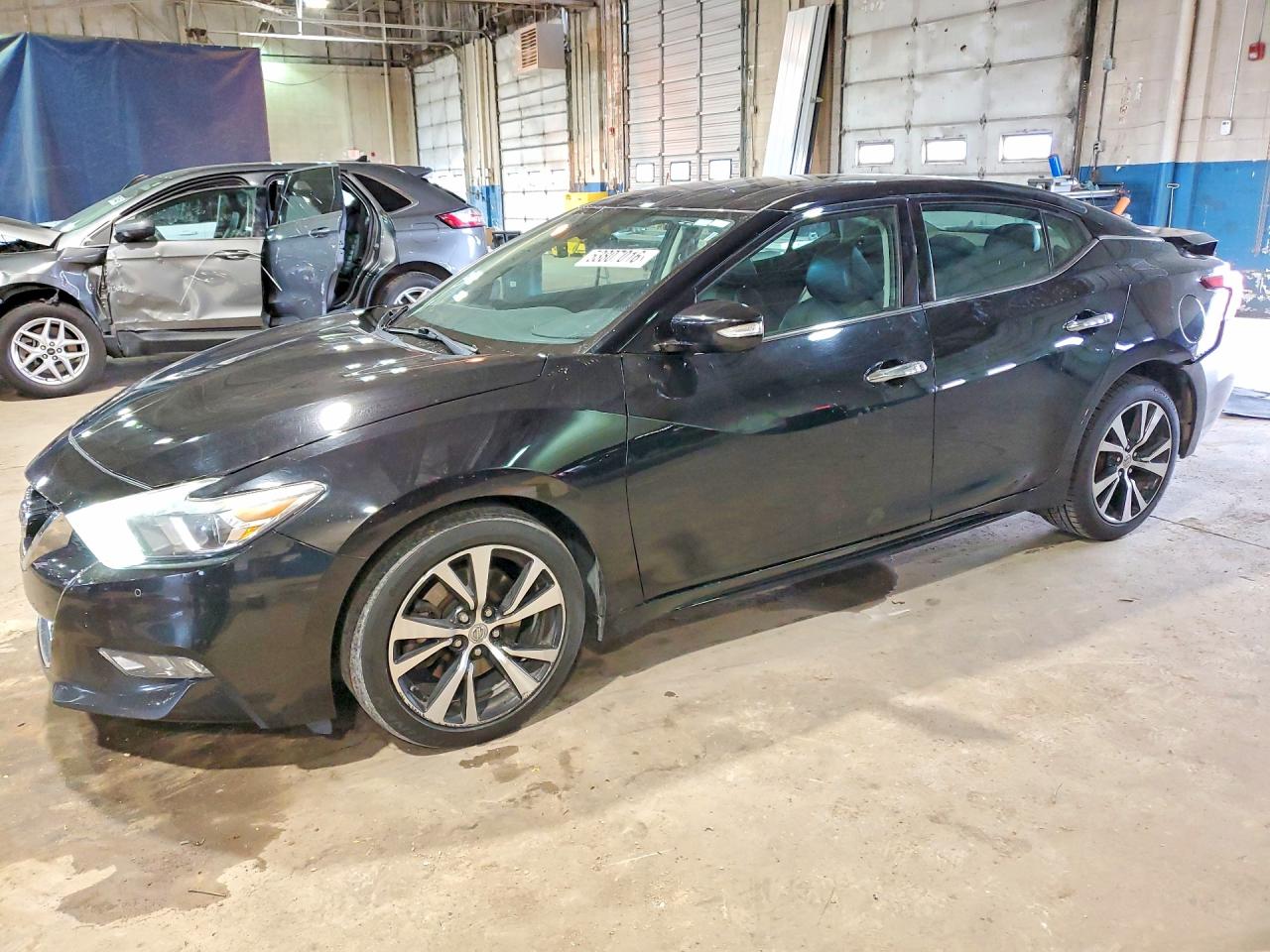 Salvage Nissan Maxima Image