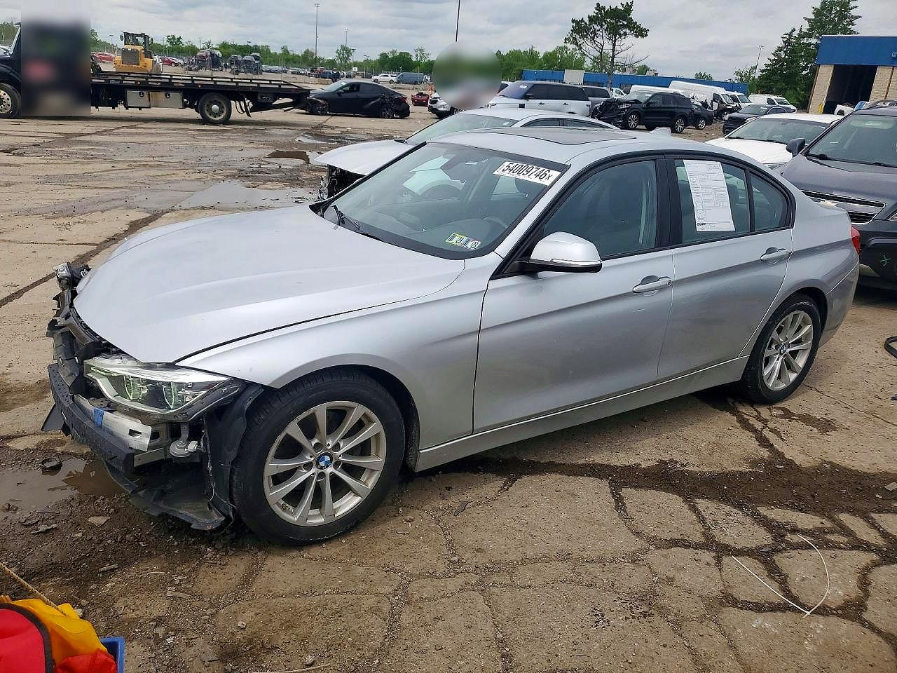 Salvage BMW 3 Series Image