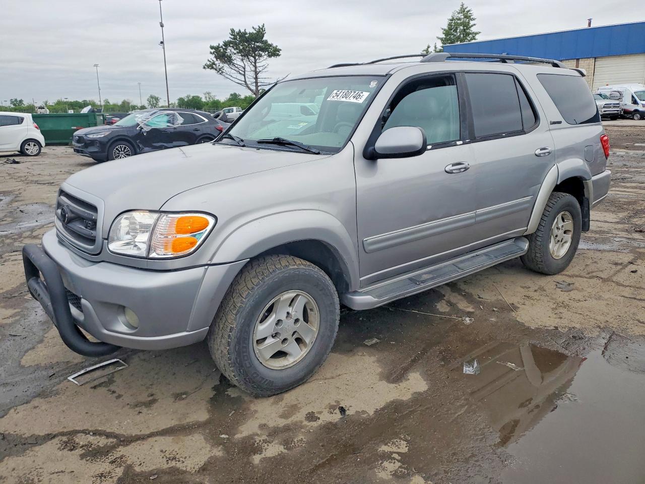 Salvage Toyota Sequoia Image
