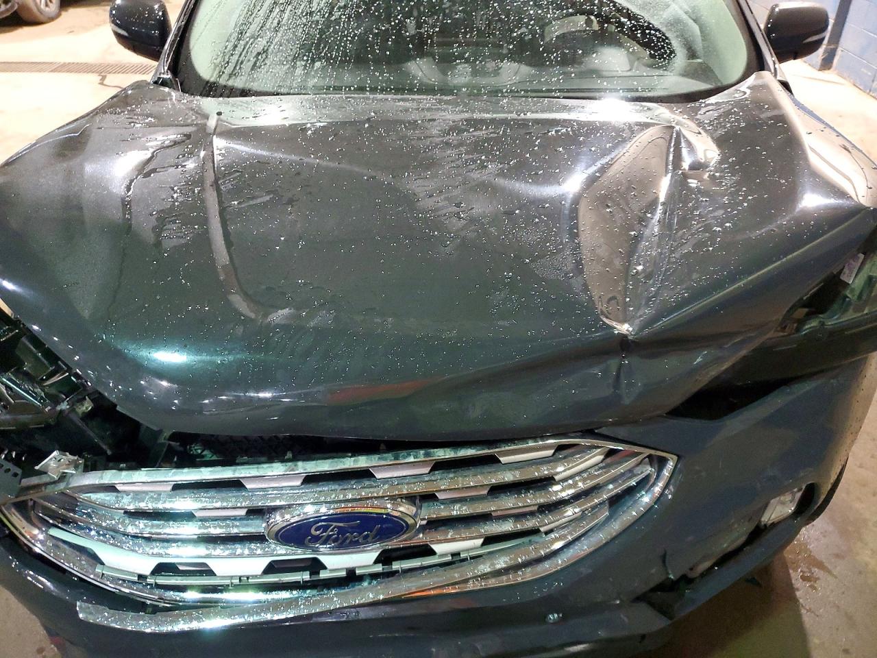 Ford Edge Titanium