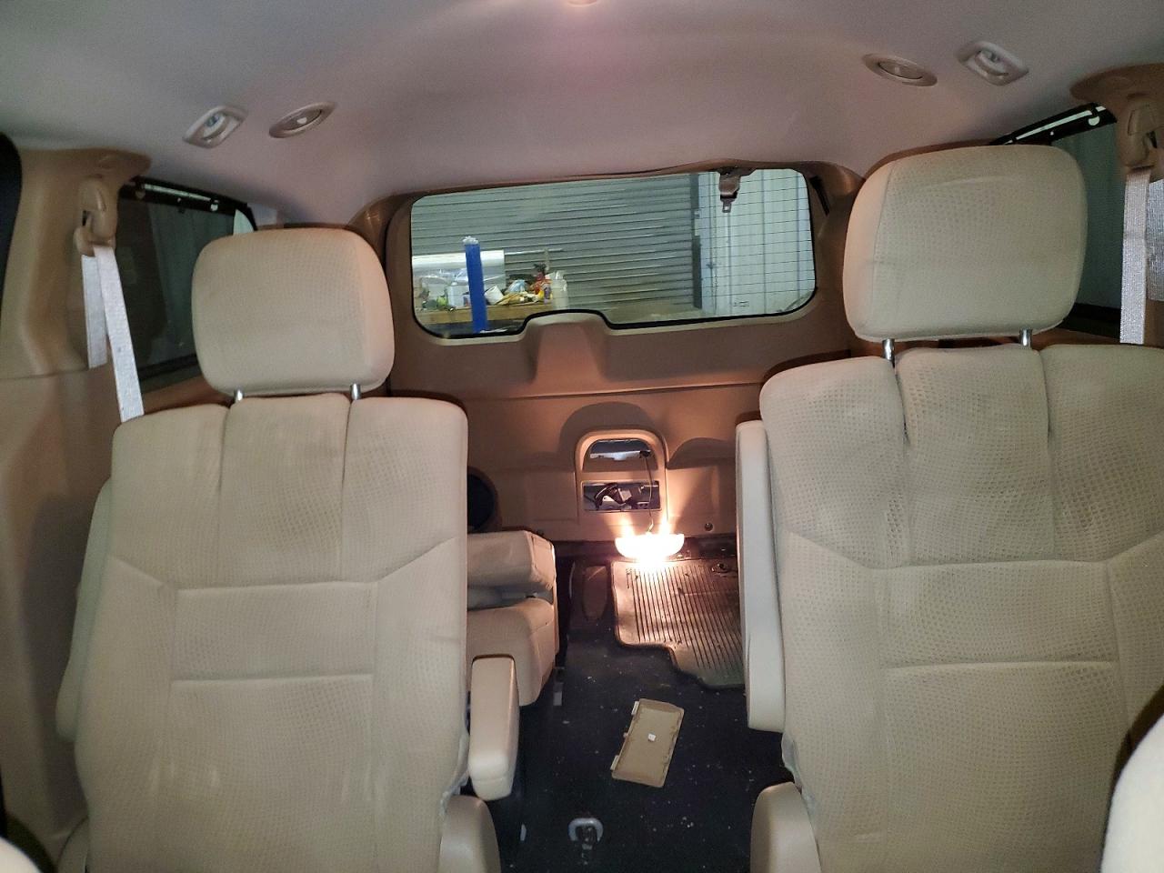 Dodge Caravan Sxt