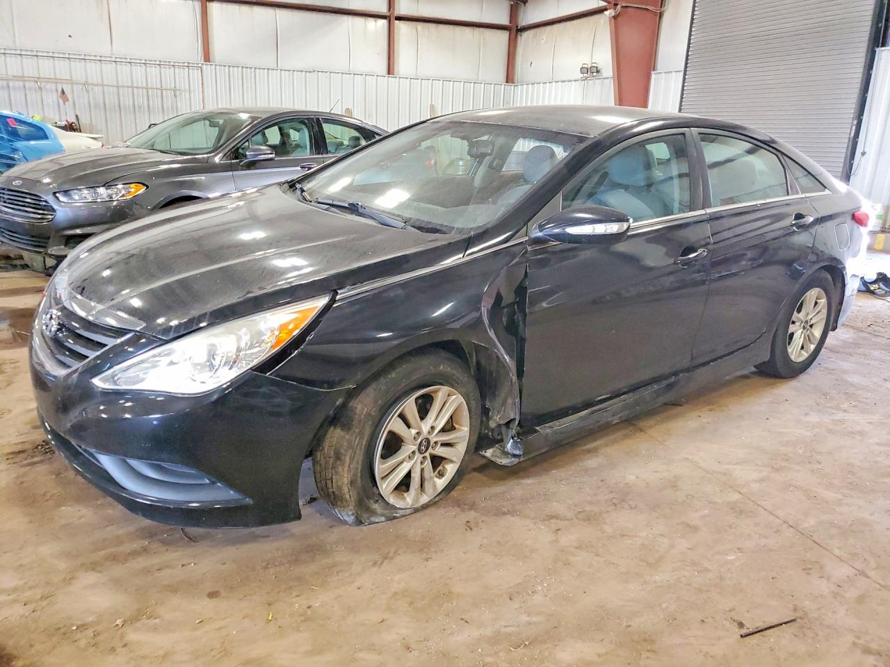 Salvage Hyundai SONATA Image