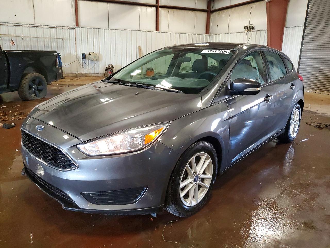 Salvage Ford Focus Image