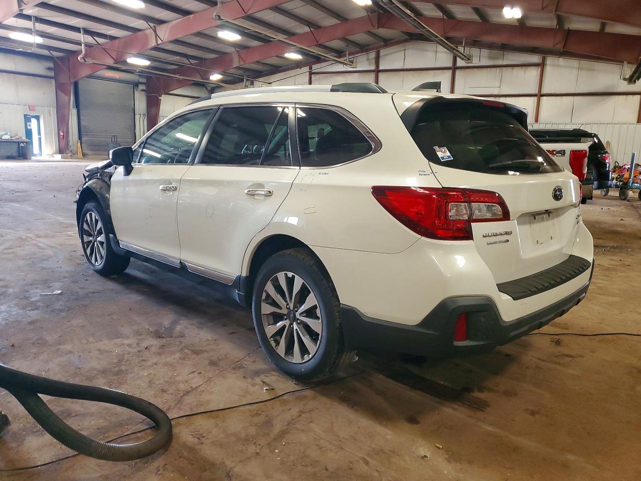 Subaru Outback Touring