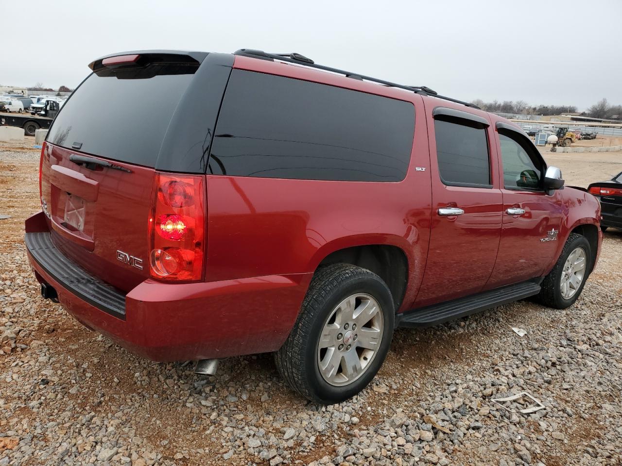 GMC Yukon C1500 Slt